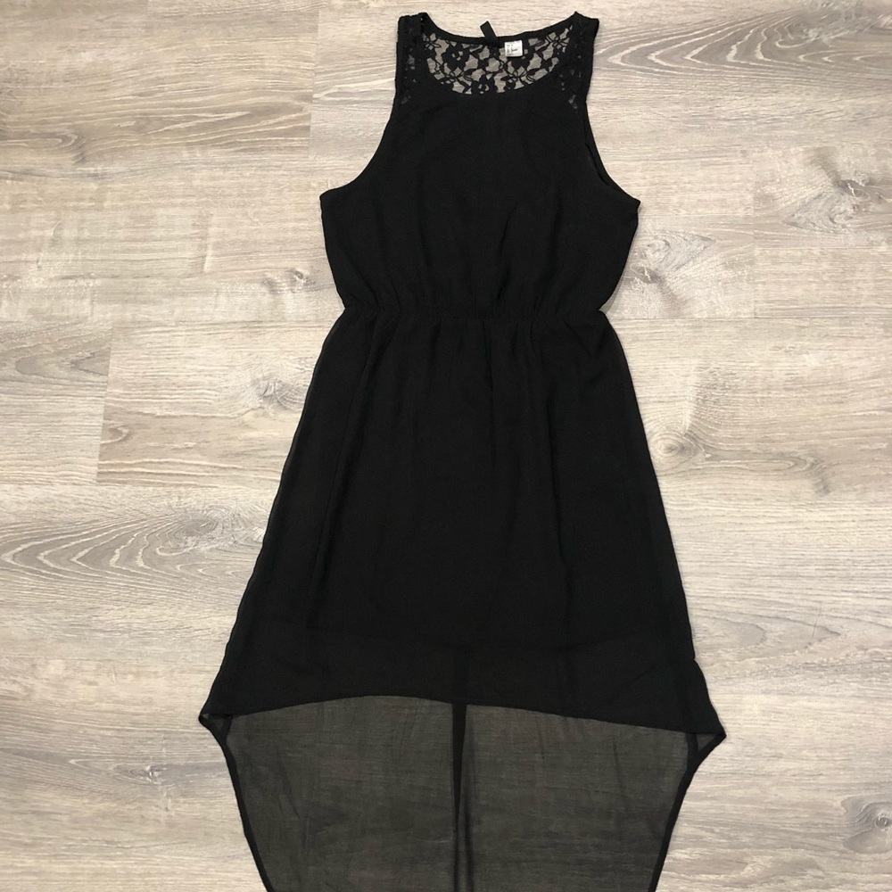 🧡3 for $15🧡 Black chiffon & lace Low high dress